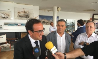El CN Port d’Aro se reúne con el Conseller Josep Rull para desencallar la bocana