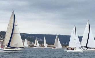 Unos 200 navegantes participan en la XIII Regata Solsticio de Invierno en Palamós