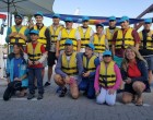 Los integrantes del FS Castelldefels PC disfrutan de una jornada de vela adaptada en el Puerto de Sitges