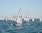 Marcelo Cairo y Ricard Castellví (CN Cambrils), líderes provisionales del Campeonato de Cataluña de Láser Standard y Láser 4.7 en el Trofeo Cornudella del CN El Balís