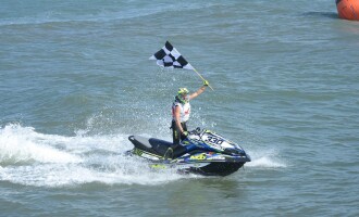 Alexandre Barret gana en El Balís el circuit europeo de motos acuáticas AquaX Pro categoria Enduro