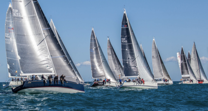 L’Immens d’Alexandre Laplaza (RCN Barcelona), el Rats on Fire de Rafael Carbonell (CN Arenys de Mar) i el Blue de Diana Corominas (RCN Barcelona), líders provisionals en ORC del Campionat Interclubs Trofeu Jordi Vives