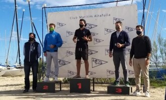 Guillem Segú (CN Salou) y Rodrigo Costa (CN El Balís) segundo y tercero de Catalunya en la Clase Foil (Windsurf)