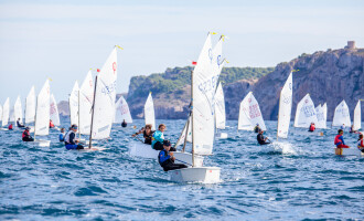 El CN l’Escala inaugura el Circuito Catalán de Optimist con la XII Regata Mar d’Empuries