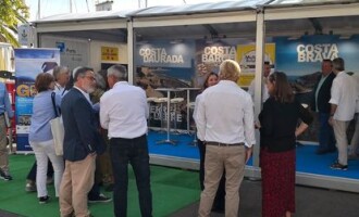 Ports de Catalunya-ACPET celebra el seu 40 aniversari amb un aperitiu i brindis al seu stand del Saló Nàutic de Barcelona