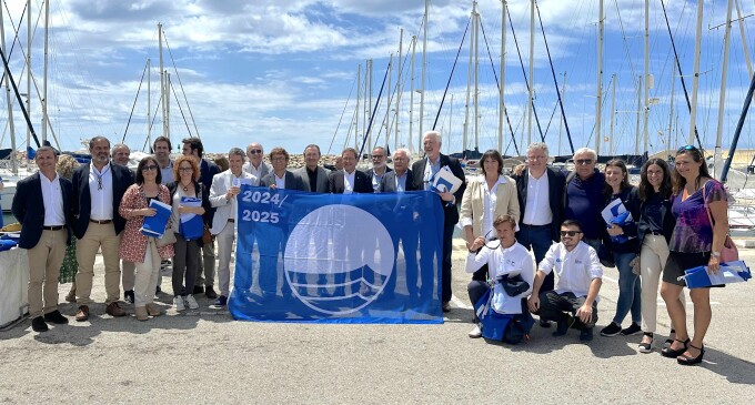 23 Ports Esportius de Catalunya reben la Bandera Blava 2024