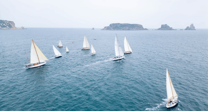 Vlll Vela Clàssica Costa Brava: navegació clàssica internacional a l’Estartit