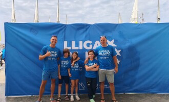 Nora, Kai y Max comienzan la Liga Azul Escolar como representantes del Club de Vela Blanes