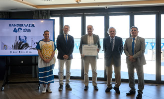 El Club Nàutic Salou rep un reconeixement pels seus 39 anys consecutius amb Bandera Blava
